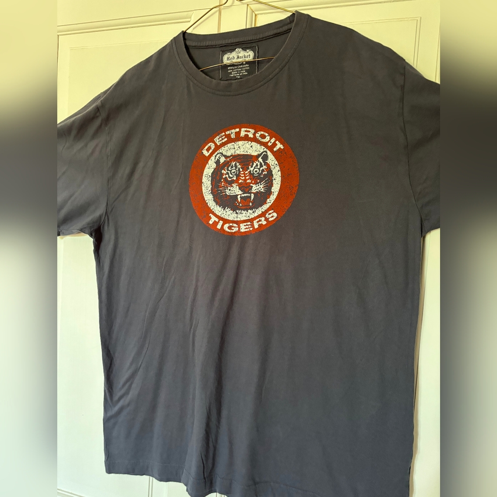 Retro Detroit Tigers men's tee